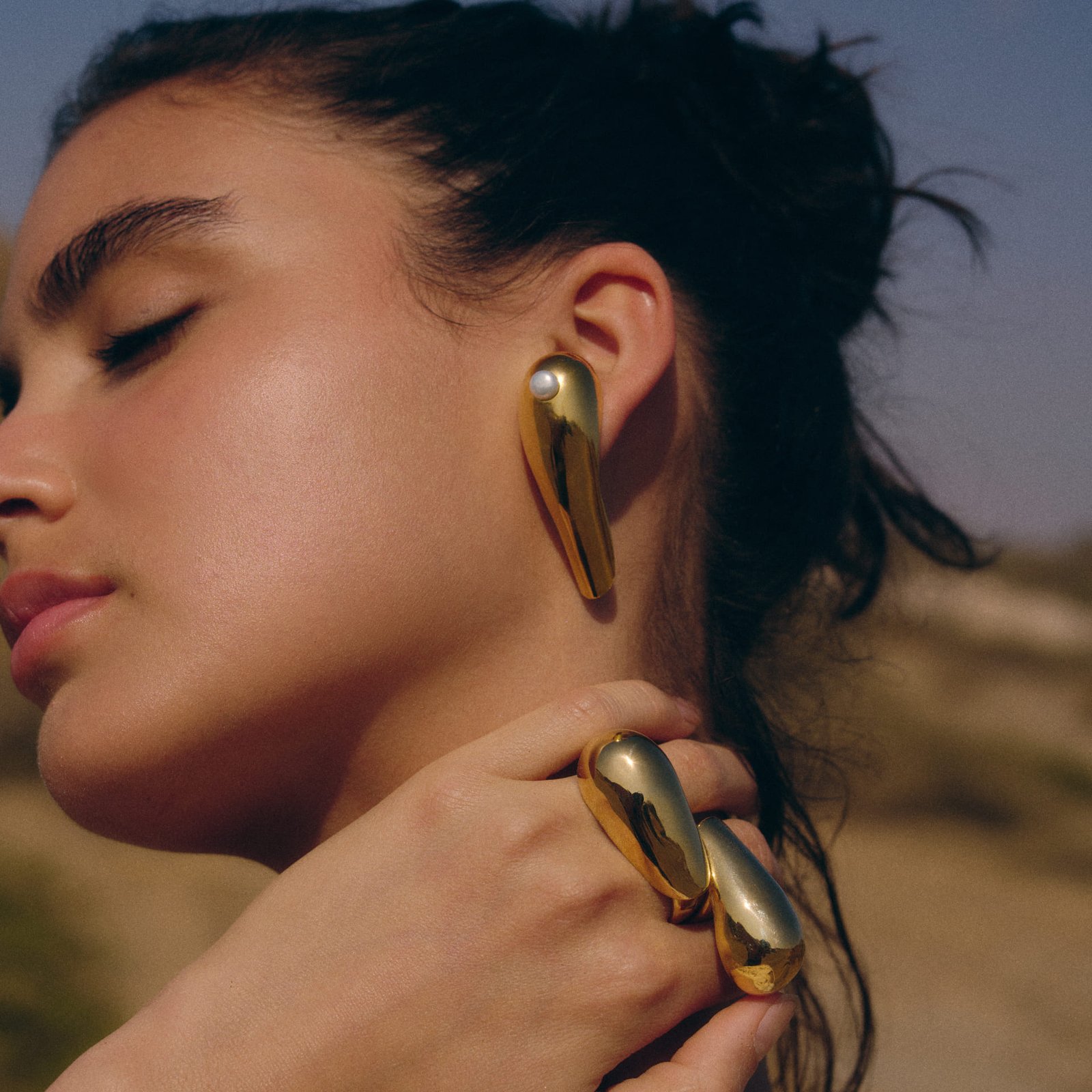 MAXI DUNA PEARL EARRING - Imagen 2