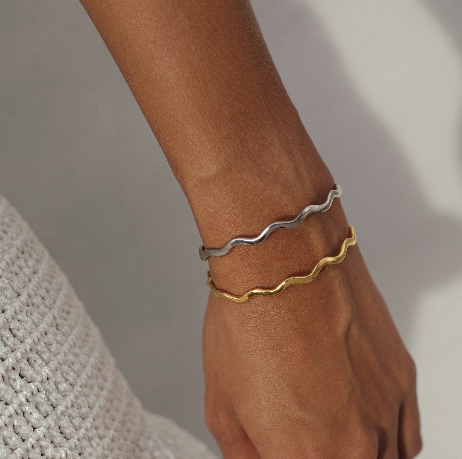PULSERA NAYA DORADA - Imagen 2